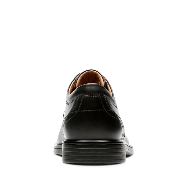 Clarks Un Aldric Park Black Leather Men’s Lace-Up Shoes – Comfort-Focused Leather Shoes for Everyday Wear & Smart-Casual Style