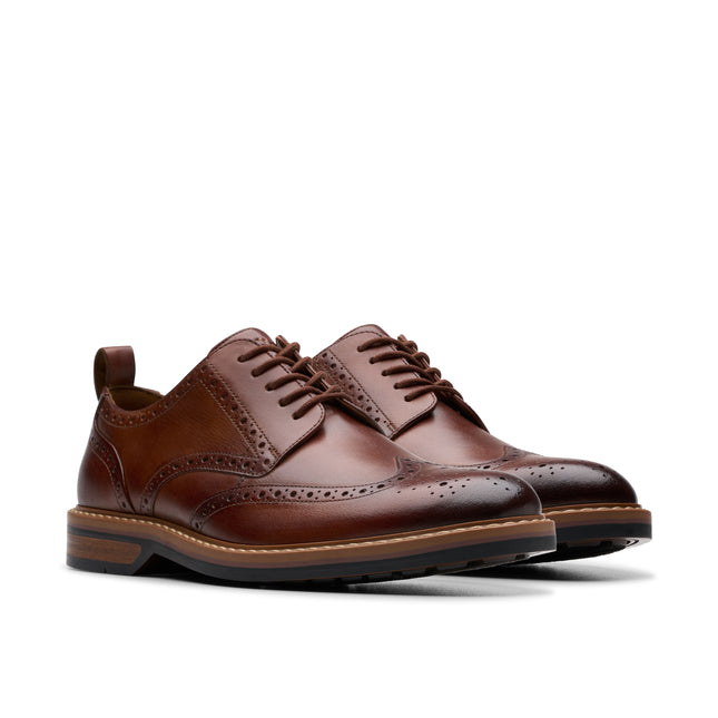 Clarks Men’s Aldwin Limit Mid Tan Leather Brogues – Smart Casual Mid-Height Lace-Up Boots with Cushioned Comfort & Durable Outsole