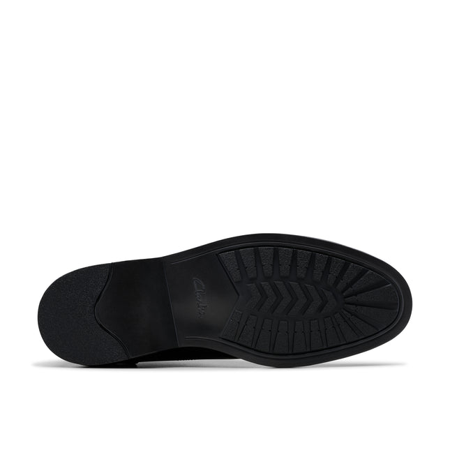 Clarks Aldwin Chukka Black Leather Men’s Ankle Boots – Smart-Casual Leather Boots with Cushioned Comfort & Durable Grip Sole