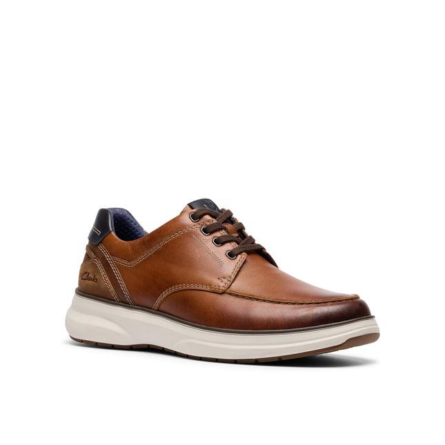 Clarks Men’s Mullan Moc Dark Tan Leather Slip-On Moccasin Shoes – Casual Leather Moccasins with Cushioned Comfort & Flexible Sole