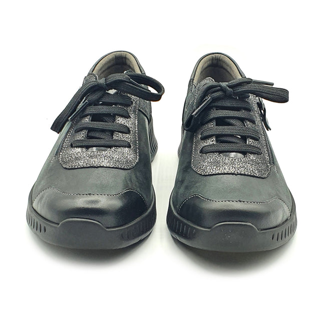 Suave Bonnie Black